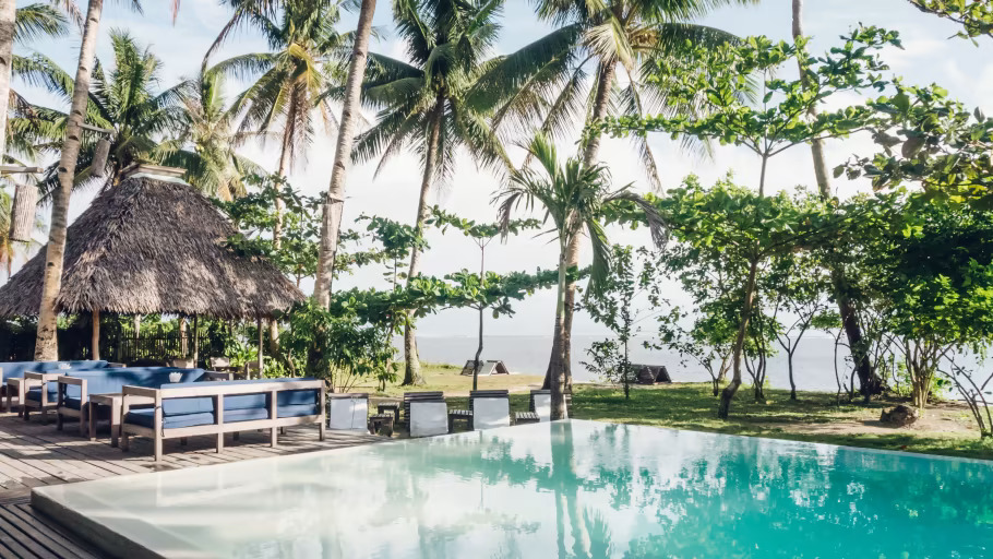 where to stay in siargao - bravo beach resort