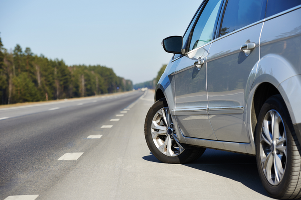 bad driving habits - Lane-Hopping